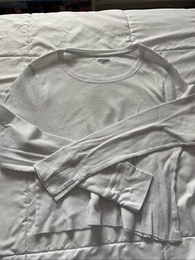White Basic Shirt | XL | Old Navy
